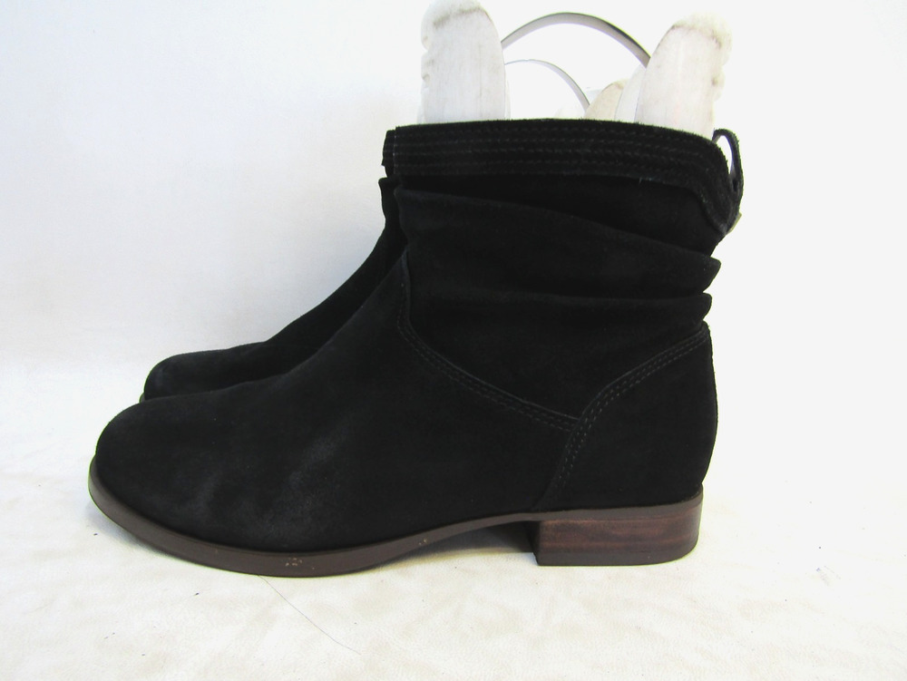 Koolaburra by UGG Womens Sz 6 M Black Suede Ankle Boots Bootie